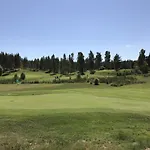 アパート Bjaerkas Golf & Country Club